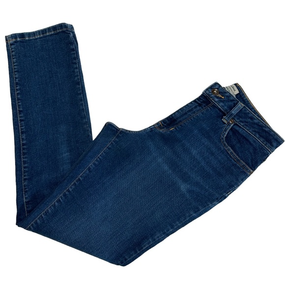 L.L. Bean High-Rise Classic Fit Straight Leg Women’s Jeans - Size: 2 Regular - Picture 11 of 17